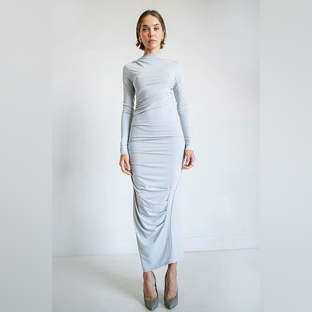 Elegant Gray Long Sleeve Dress